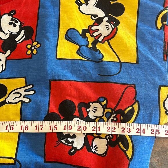Vintage Disney Mickey & Co Reversible Puffy Unisex Sweatshirt - Picture 9 of 11